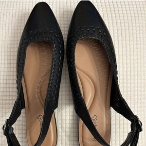 🖤 Rachel Black Textured Slingback Flats (fit small)